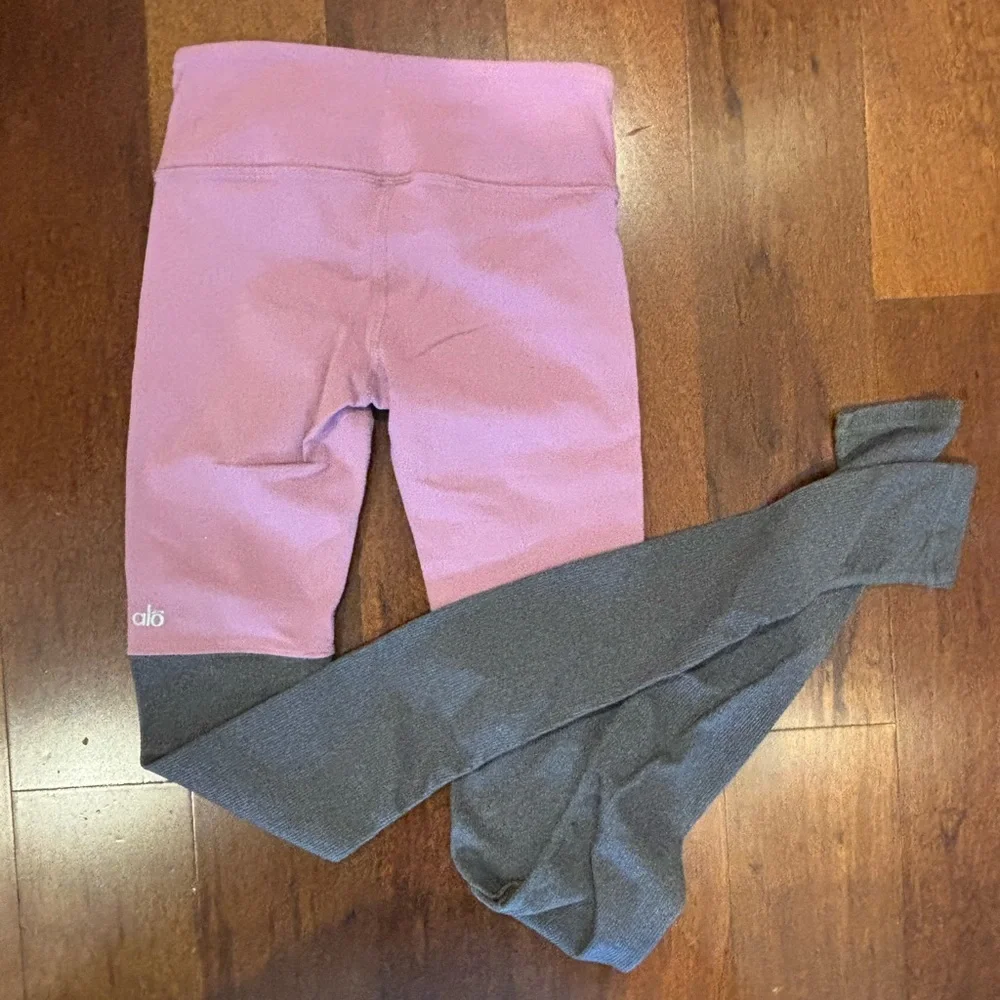 ALO leggings - Picture 3 of 3